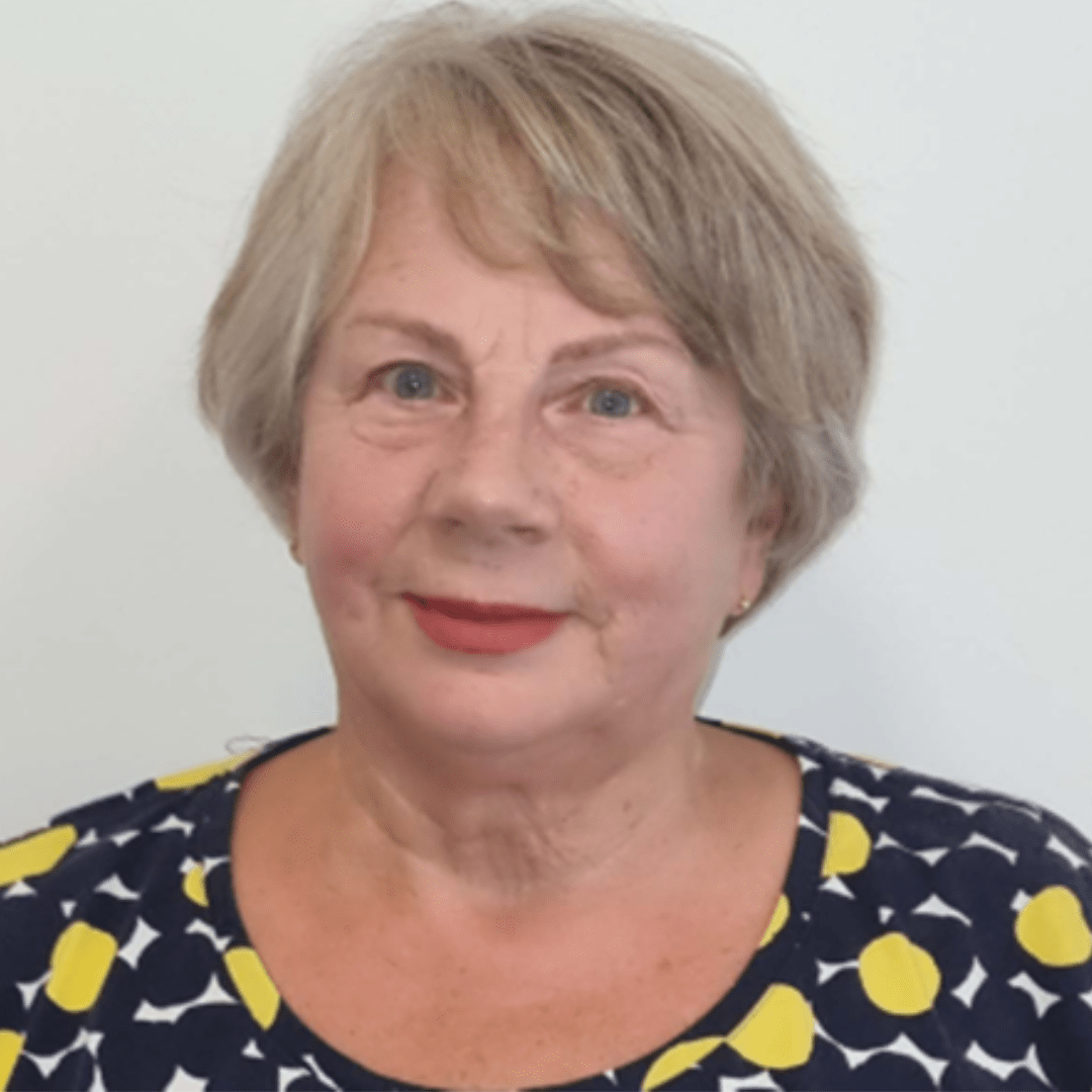 Carolyn-Healy-headshot
